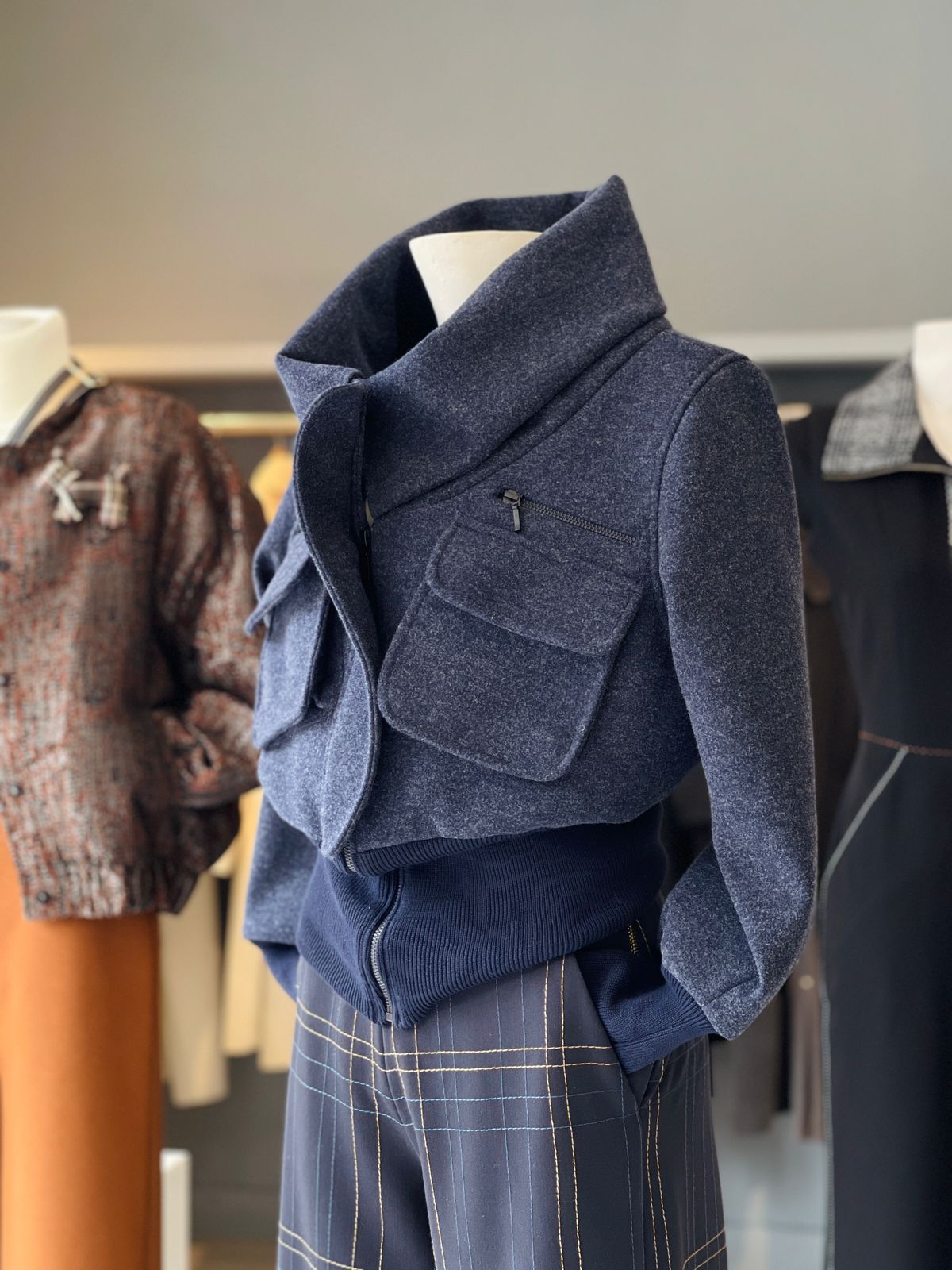 CHAQUETA BOMBER AZUL