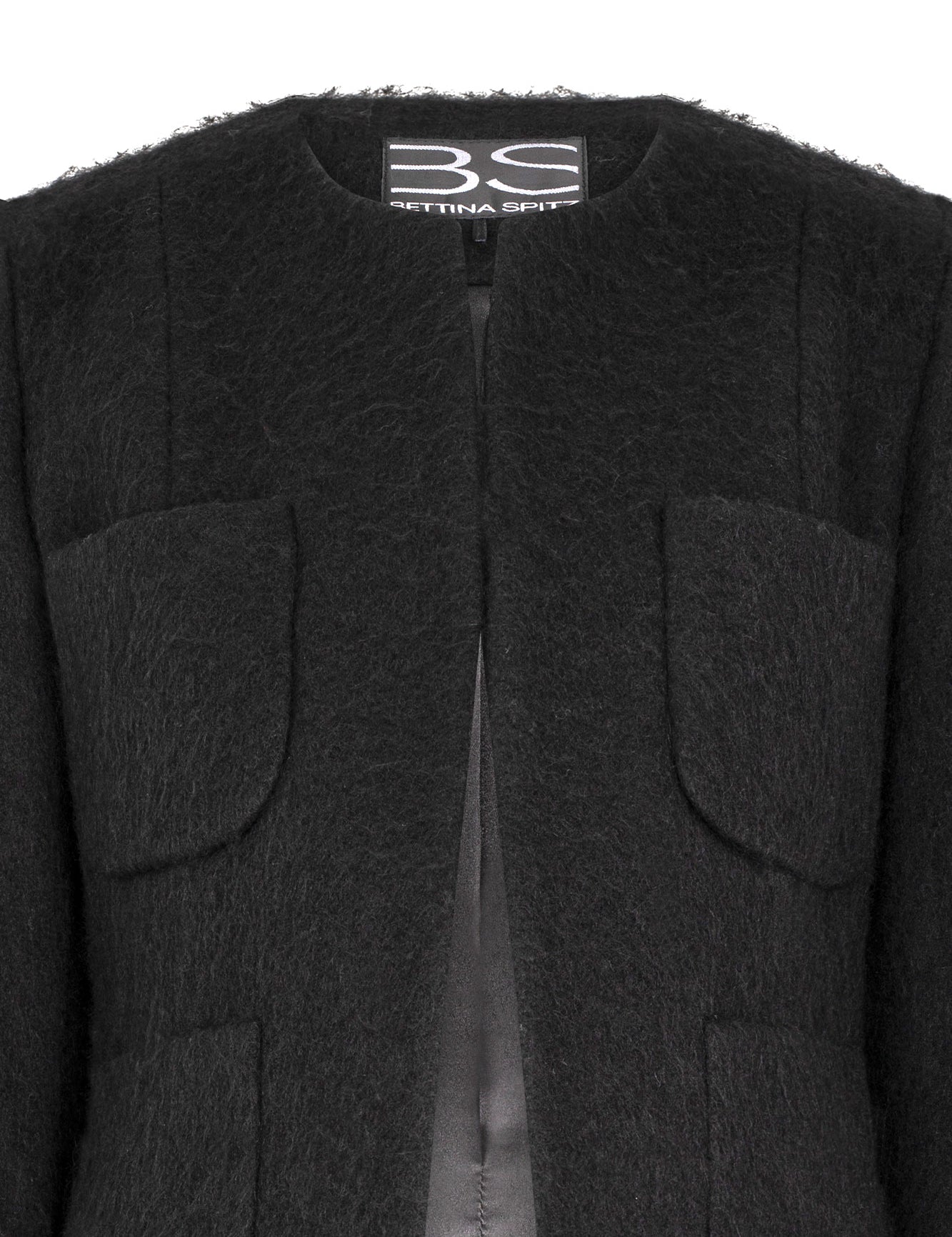 CHAQUETA-4-PARCHES-NEGRO-ZOOM.jpg