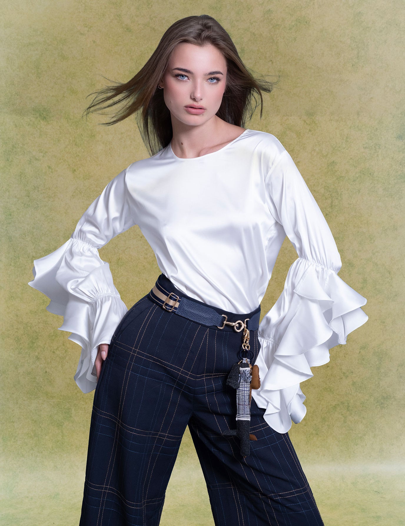 FOTO-MODELO---MILO-ESCOCES-AZUL.jpg