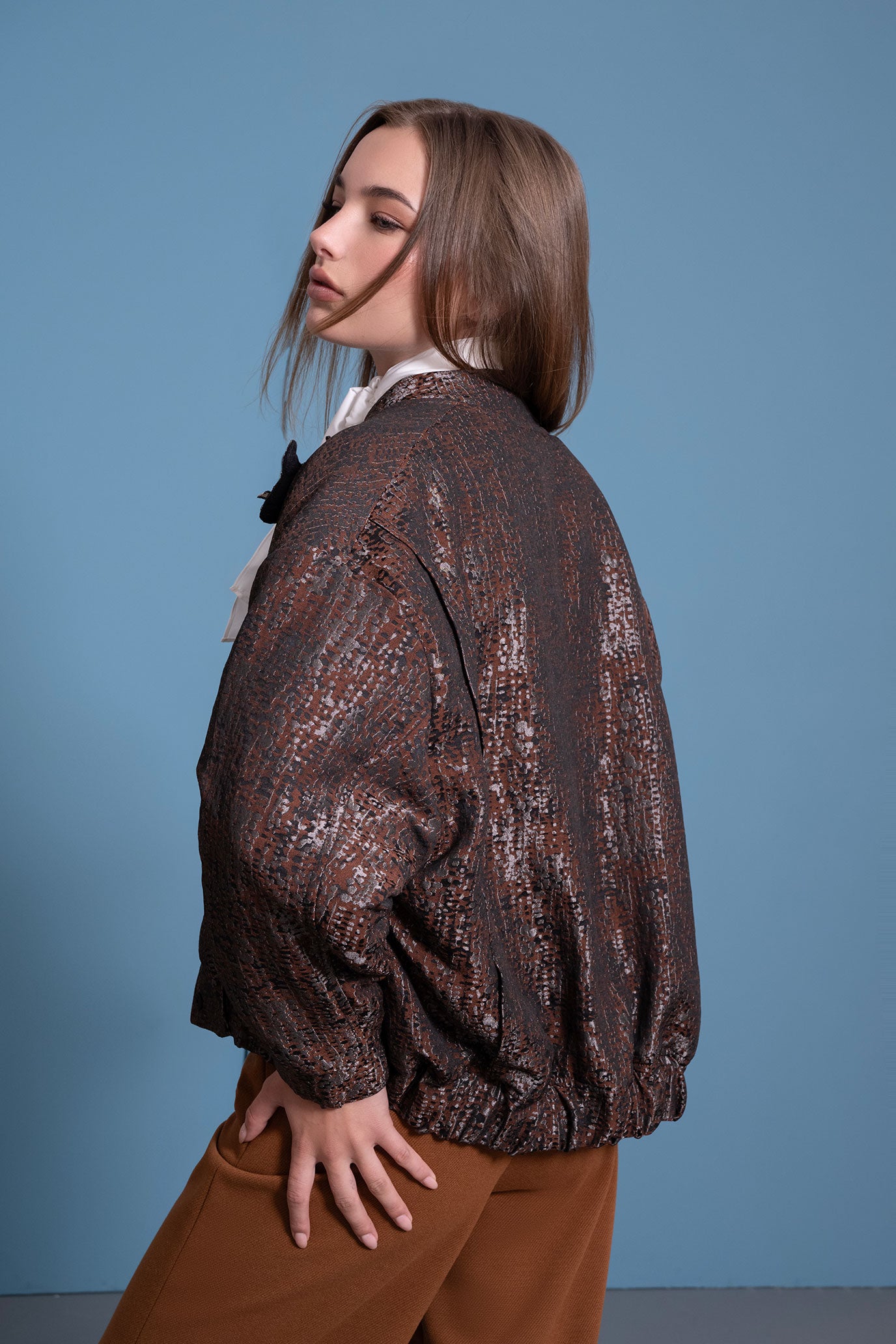 CHAQUETA BOMBER BROCHES CAFE