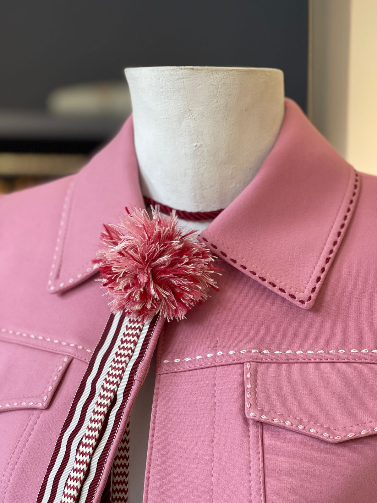 Chaqueta Jean Cinta Argolla Chicle