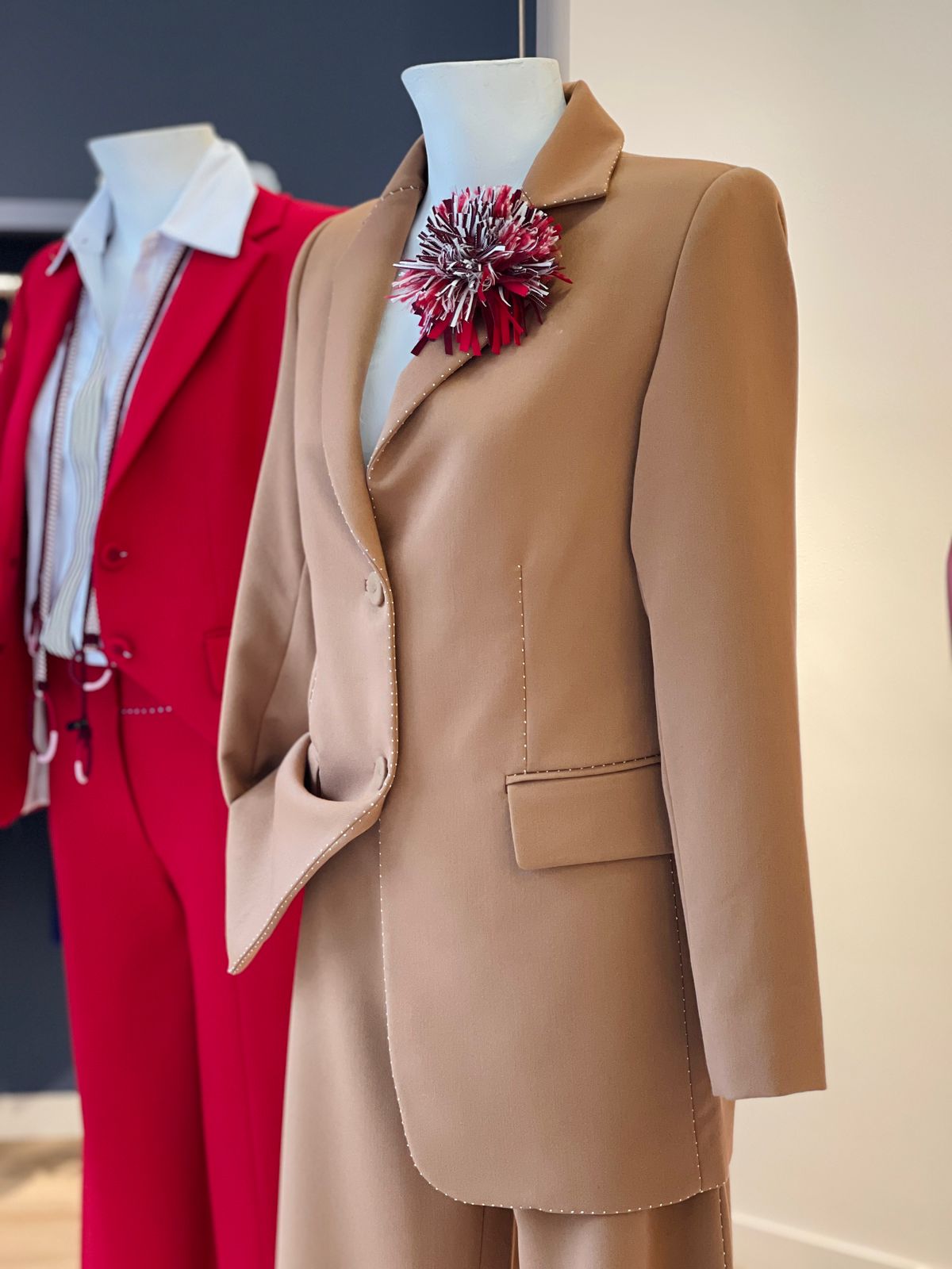 Prendedor Pompom Rojo