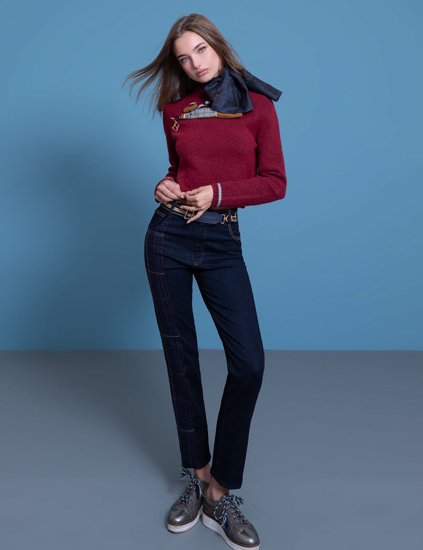 JEAN-RECTO-TOMBOY-AZUL-FOTO-MODELO.jpg