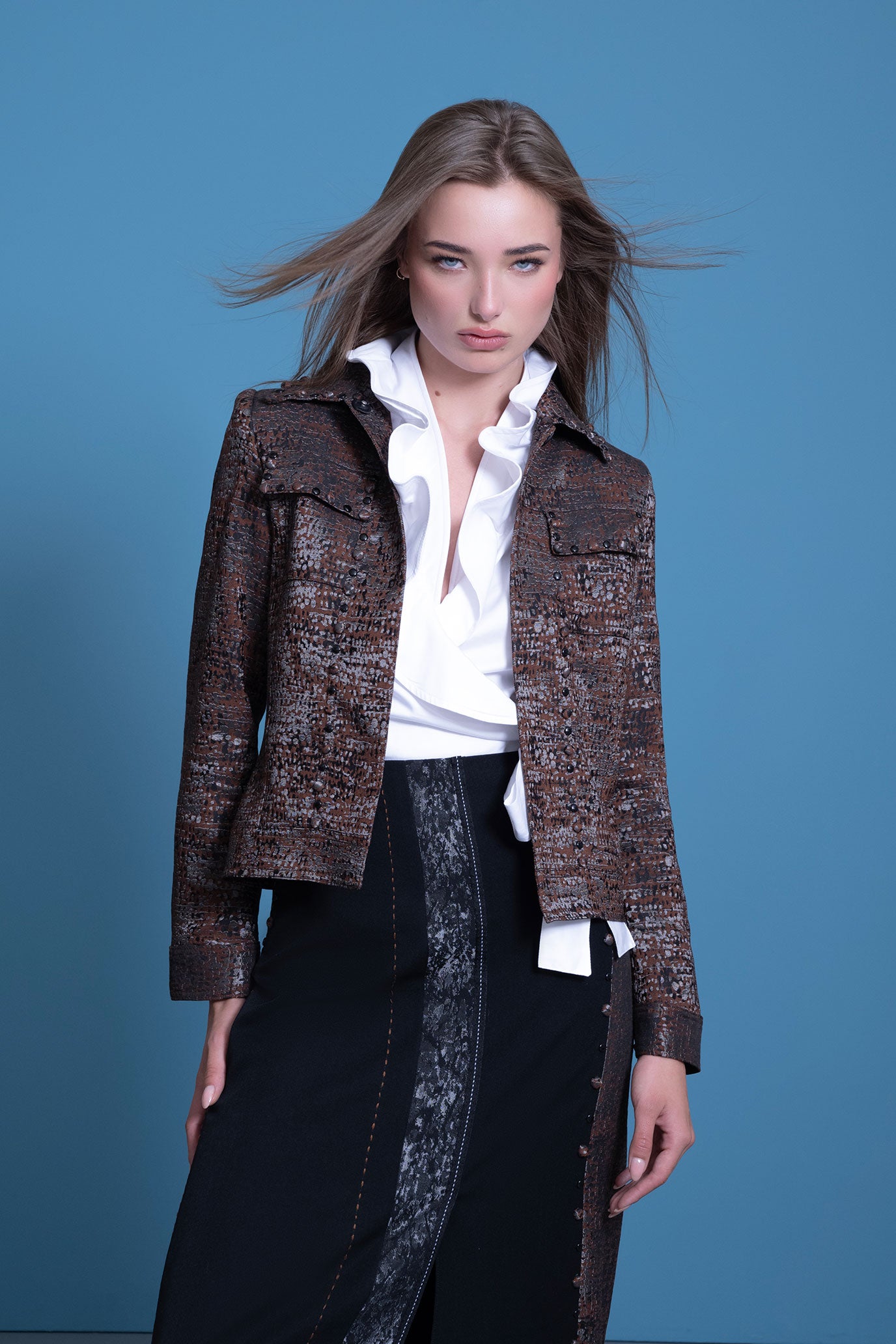 CHAQUETA JEAN TAPAS BOTONES CHOCOLATE