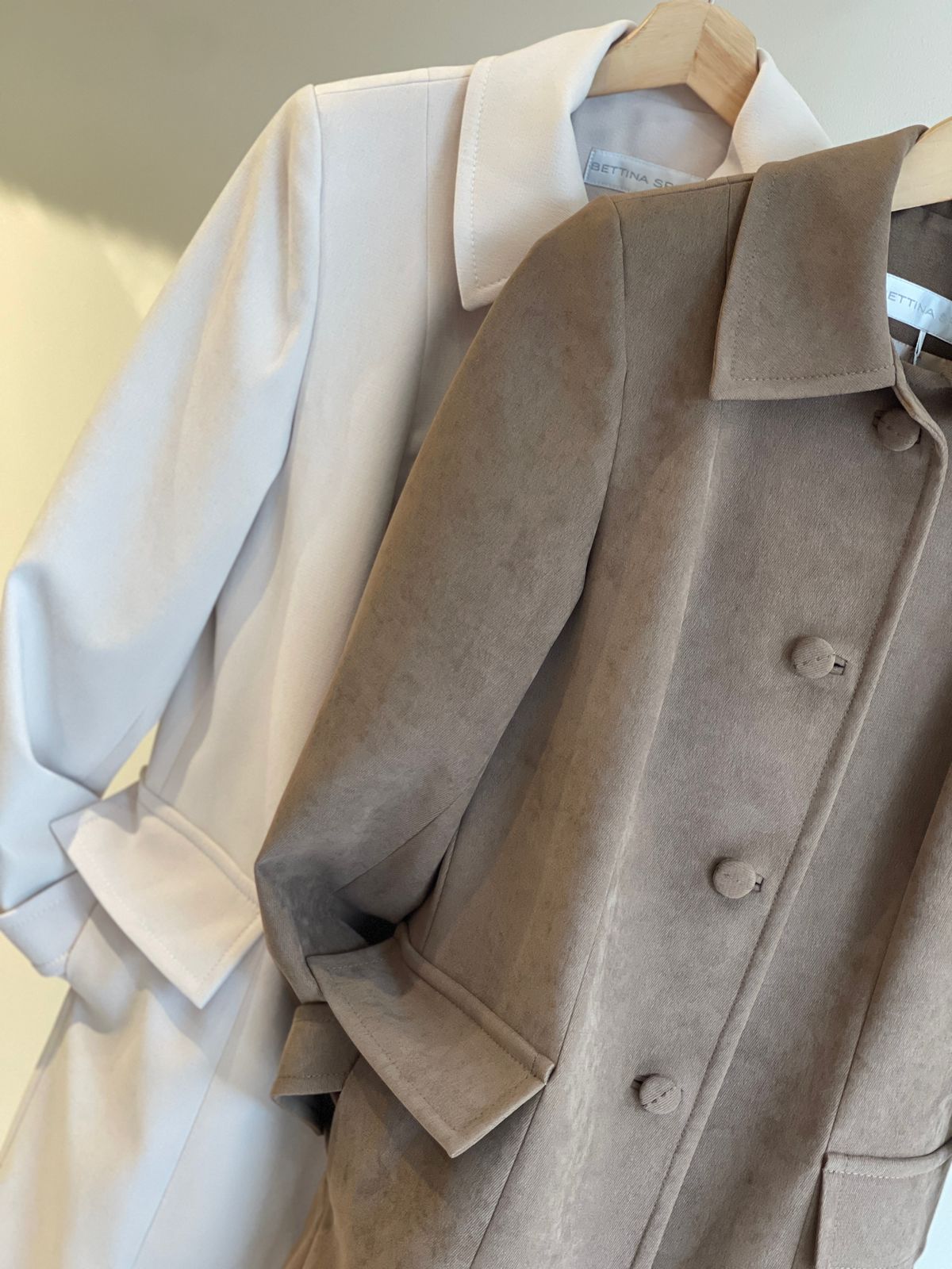 Gabardina Martingala Beige