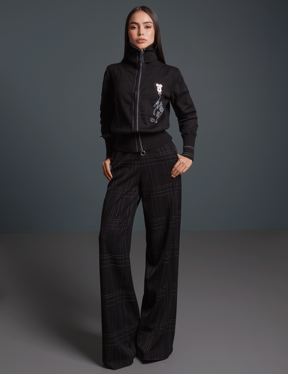 SACO-CREMALLERA-CARTOON-PERRITO-NEGRO-MODELO-2.gif