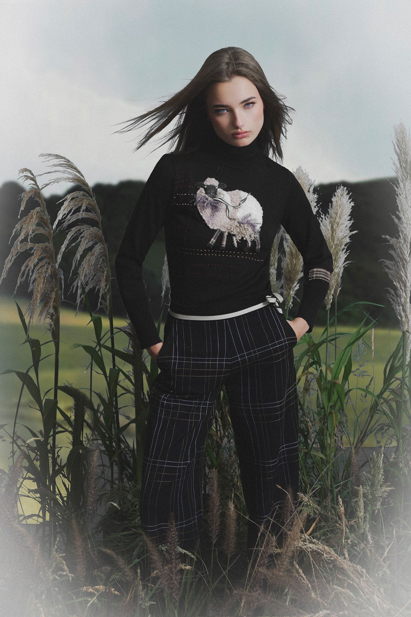 SACO CUELLO ALTO OVEJA NEGRO