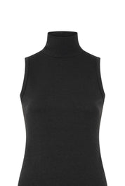 TOP CUELLO ALTO SISA NEGRO