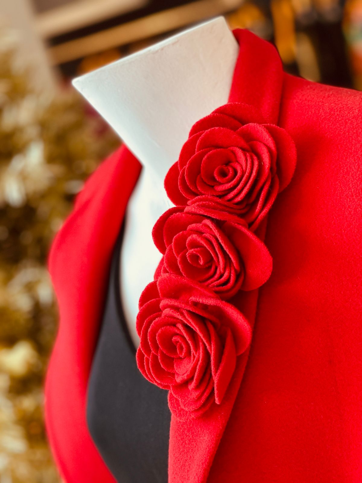 PRENDEDOR ROSA ROJO